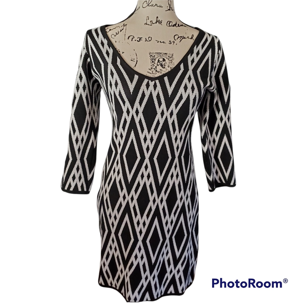 Stittetto's  Geometric Print Casual dress Size Large
